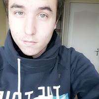 Lucas L.