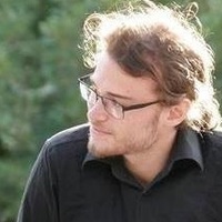 Axel J.